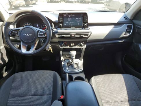 Used 2023 Kia Seltos LX AWD/4WD image 11