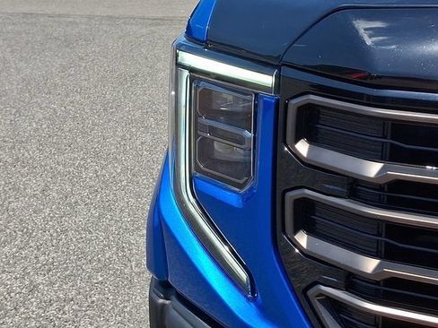 Used 2024 GMC Sierra 1500 AT4X AWD/4WD image 35