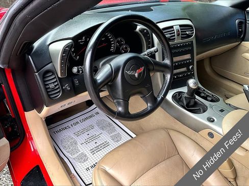 Used 2005 Chevrolet Corvette Convertible w/ Preferred Equipment Group RWD image 11