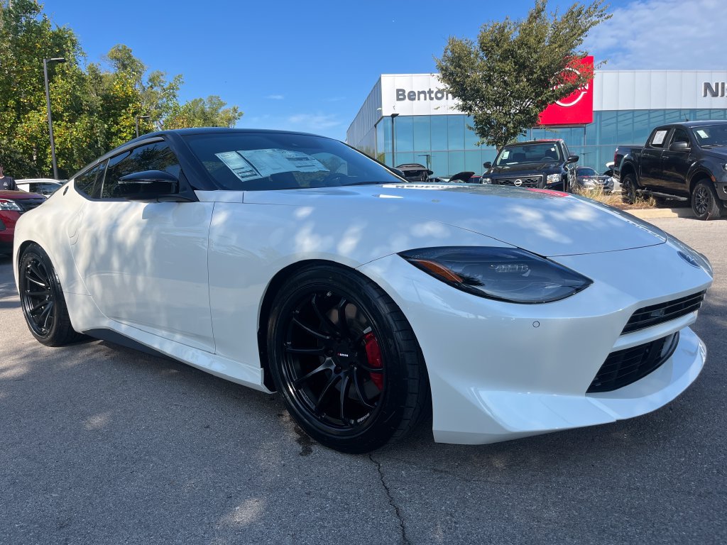 New 2027 Nissan Z Performance RWD image 3