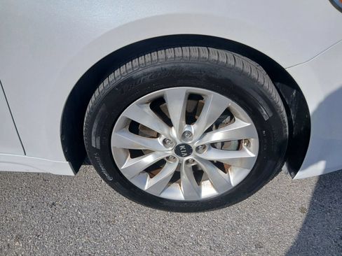 Used 2018 Kia Optima EX w/ Technology Package FWD image 18