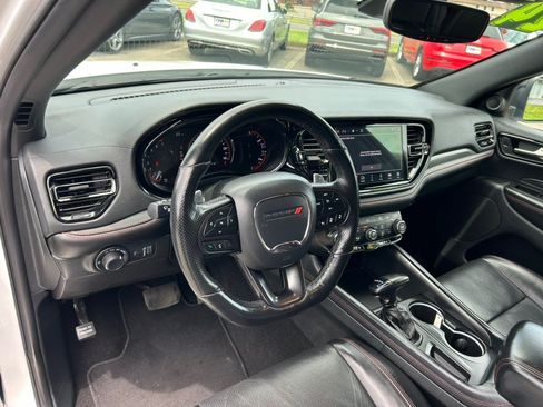 Used 2024 Dodge Durango GT RWD image 17