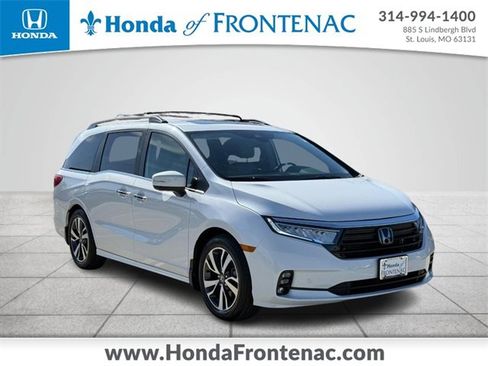 Used 2023 Honda Odyssey Touring image 1
