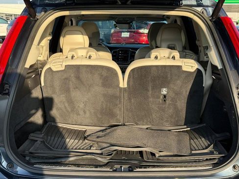 Used 2023 Volvo XC90 B6 Ultimate w/ Lounge Package image 5