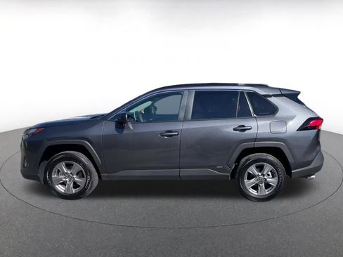 Used 2025 Toyota RAV4 LE image 9