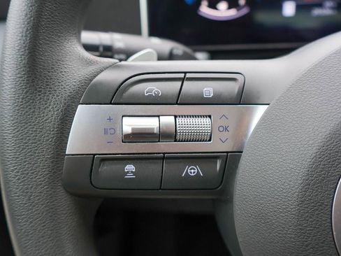 Used 2025 Hyundai Sonata SEL FWD image 12