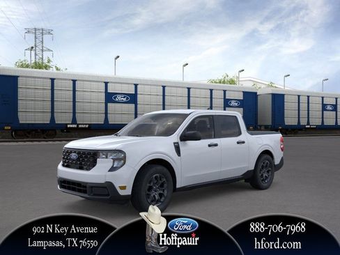 New 2026 Ford Maverick XLT image 32