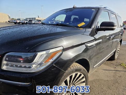 Used 2018 Lincoln Navigator Reserve w/ Technology Package AWD/4WD image 5