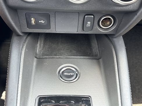 Used 2025 Mitsubishi Outlander Sport ES AWD/4WD image 22