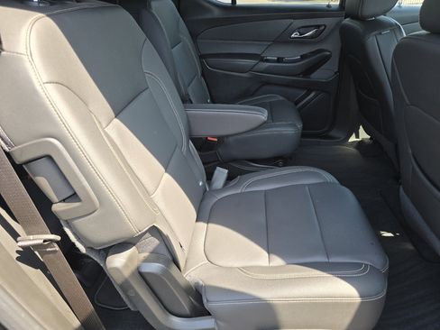 Used 2023 Chevrolet Traverse LT AWD/4WD image 30