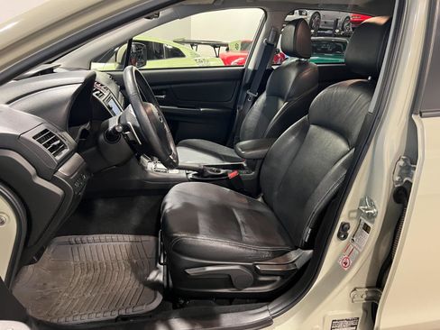 Used 2014 Subaru Crosstrek 2.0i Limited image 9