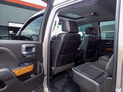 Used 2017 Chevrolet Silverado 3500 High Country w/ Duramax Plus Package image 26