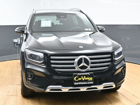 Used 2024 Mercedes-Benz GLB 250 image 4