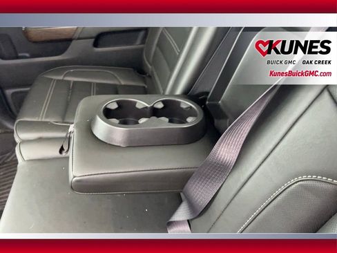 Used 2017 GMC Sierra 3500 Denali image 7