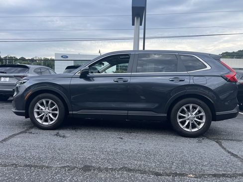 Used 2024 Honda CR-V EX image 2