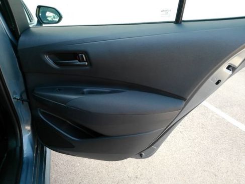 Used 2025 Toyota Corolla LE FWD image 22