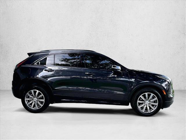 Used 2022 Cadillac XT4 Sport w/ Comfort Package AWD/4WD image 5