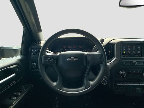 Used 2025 Chevrolet Silverado 2500 Custom w/ Custom Convenience Package image 11