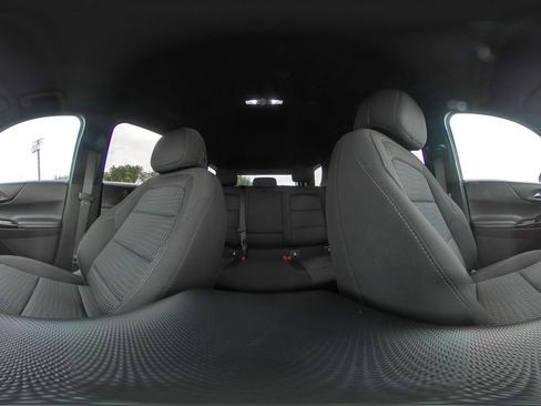 Used 2025 Chevrolet Equinox LT image 42