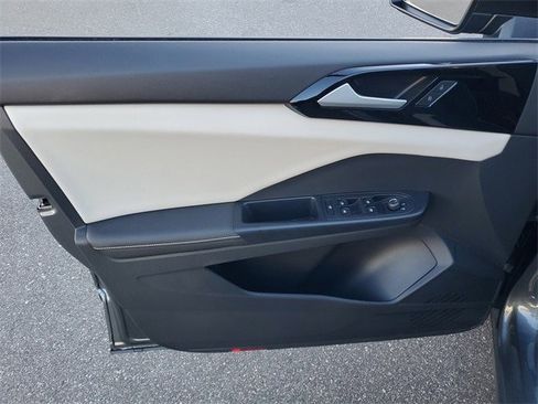 Certified 2025 Volkswagen Taos S image 12