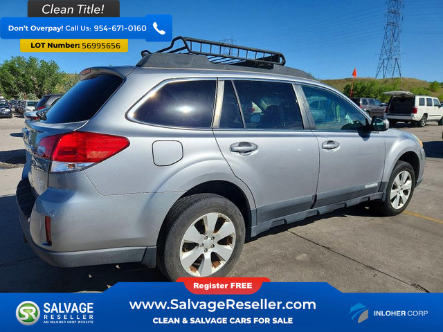 Used 2011 Subaru Outback 2.5i Premium w/ All-Weather Pkg AWD/4WD image 4