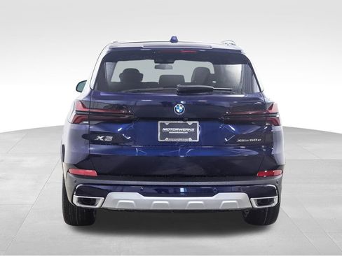 New 2026 BMW X5 xDrive50e w/ Climate Comfort Package image 4
