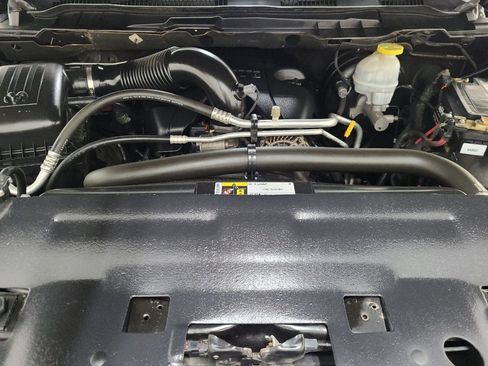 Used 2018 RAM 1500 Big Horn AWD/4WD image 30