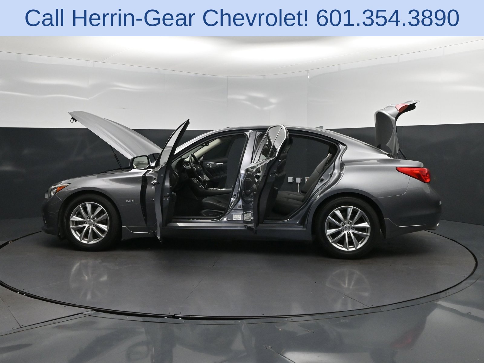Used 2017 INFINITI Q50 3.0t Premium w/ 3.0T Premium Plus Package RWD image 46