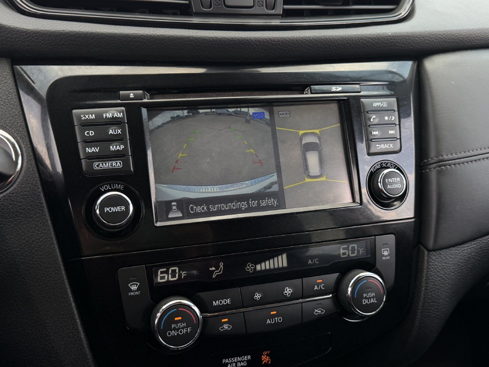 Used 2017 Nissan Rogue SL w/ SL Premium Package FWD image 19