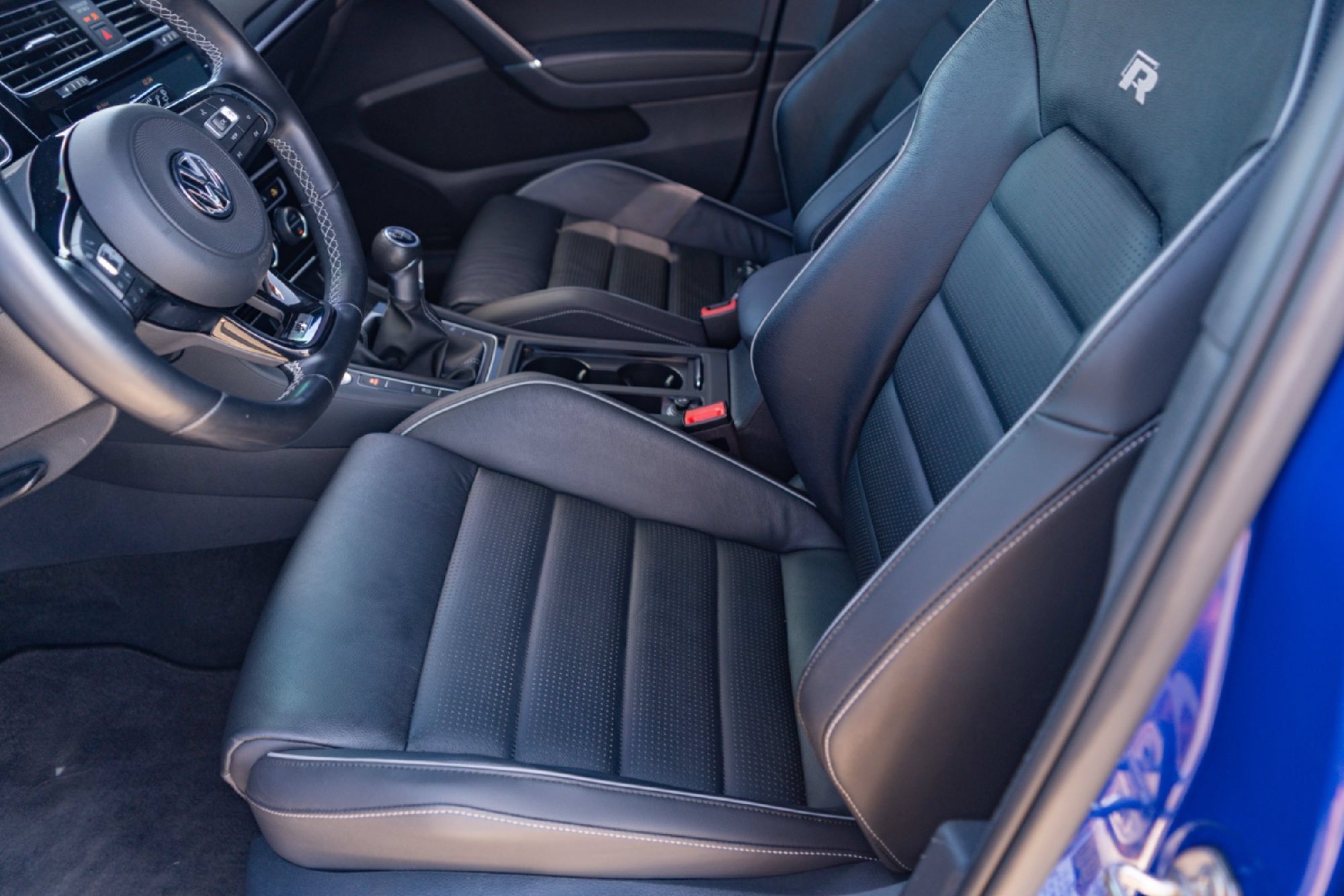Used 2019 Volkswagen Golf R 4-Door AWD/4WD image 9