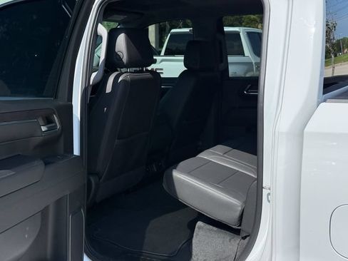 Used 2024 GMC Sierra 1500 SLT RWD image 28