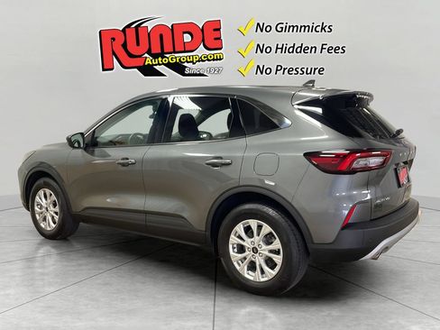 Used 2023 Ford Escape Active w/ Tech Pack #1 AWD/4WD image 4
