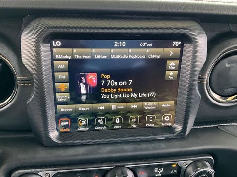 Used 2023 Jeep Wrangler Unlimited Sahara image 31