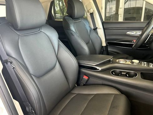 Used 2025 Genesis GV70 2.5T AWD/4WD image 24