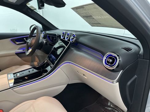 New 2026 Mercedes-Benz GLC 300 image 27