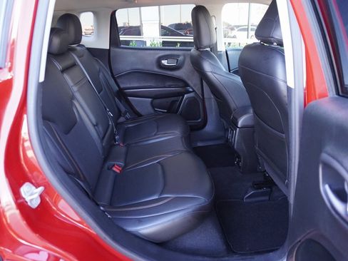 Used 2018 Jeep Compass Limited w/ Navigation Group image 21