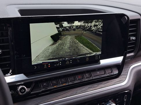 New 2026 GMC Sierra 1500 SLT w/ SLT Premium Plus Package image 28