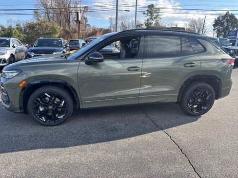 New 2026 Volkswagen Tiguan SE R-Line image 3