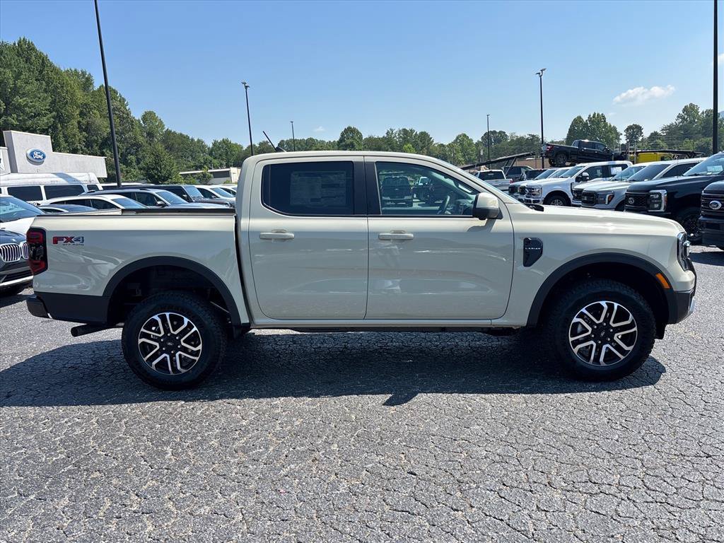 New 2026 Ford Ranger Lariat w/ FX4 Off-Road Package AWD/4WD image 9