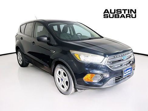 Used 2018 Ford Escape S image 1