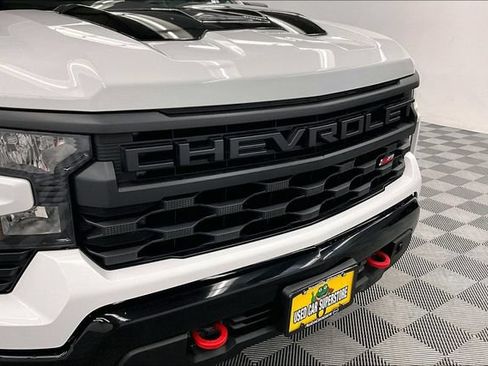 Used 2025 Chevrolet Silverado 1500 Custom Trail Boss AWD/4WD image 31