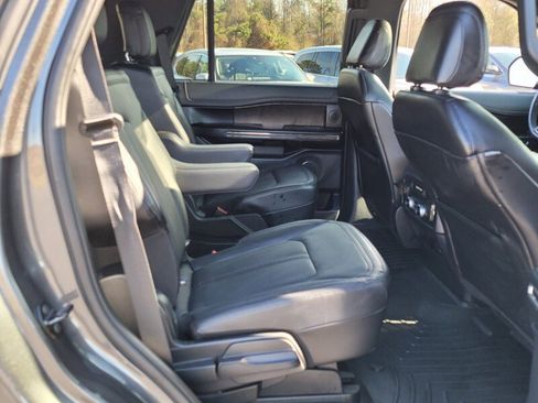 Used 2021 Ford Expedition Limited image 15