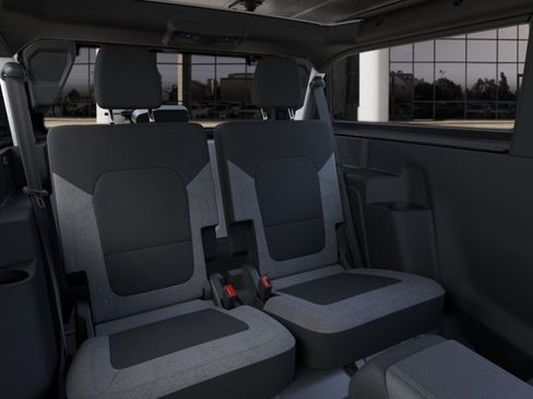 New 2026 Ford Bronco 2-Door w/ Sasquatch Package AWD/4WD image 11