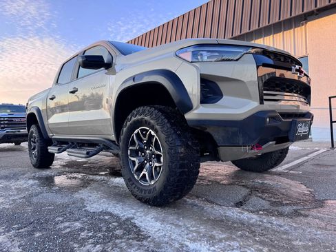 Used 2024 Chevrolet Colorado ZR2 w/ ZR2 Convenience Package III image 2