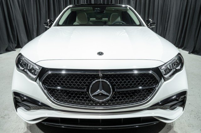 Used 2026 Mercedes-Benz E 350 Sedan image 2