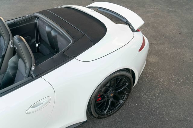 Used 2016 Porsche 911 Carrera GTS RWD image 35