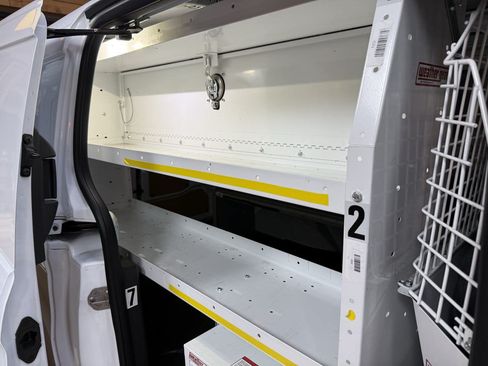 Used 2016 Ford Transit Connect XL FWD image 27