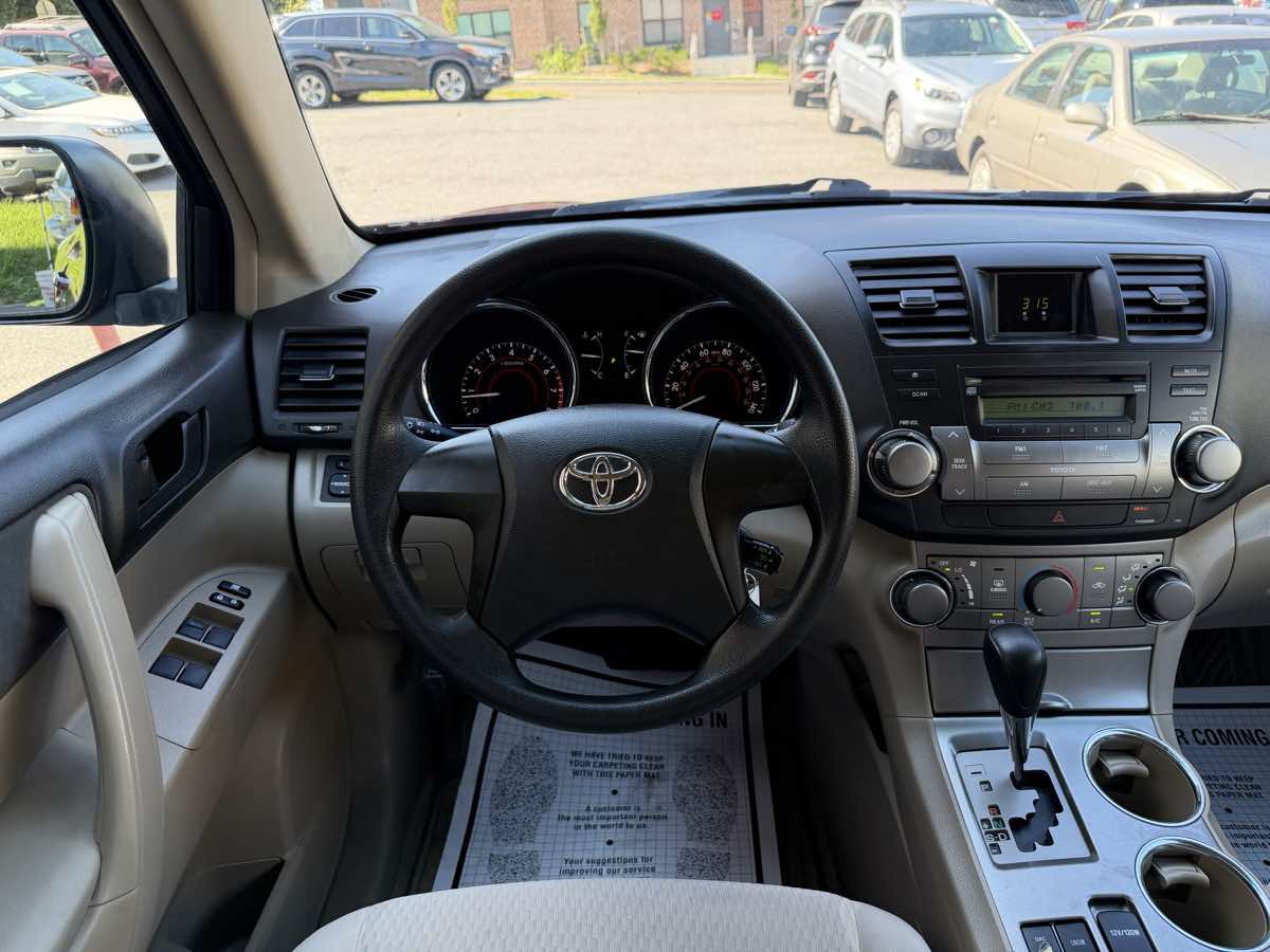 Used 2010 Toyota Highlander 4WD w/ Extra Value Pkg 2 image 14