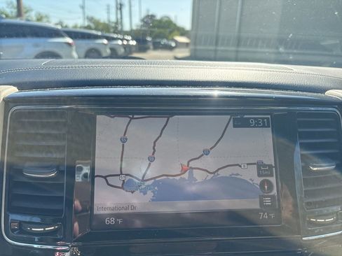 Used 2021 INFINITI QX80 Sensory w/ Cargo Package image 11