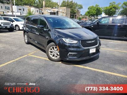 Certified 2025 Chrysler Pacifica Select